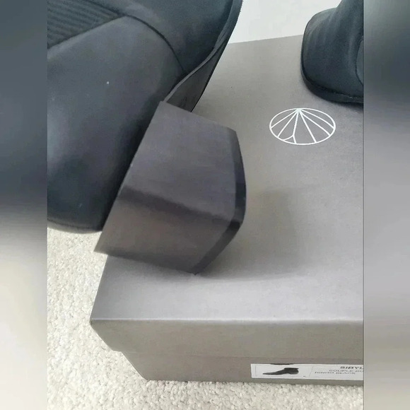 Coclico block heel Sibyl Ringo black leather booties - Picture 8 of 10